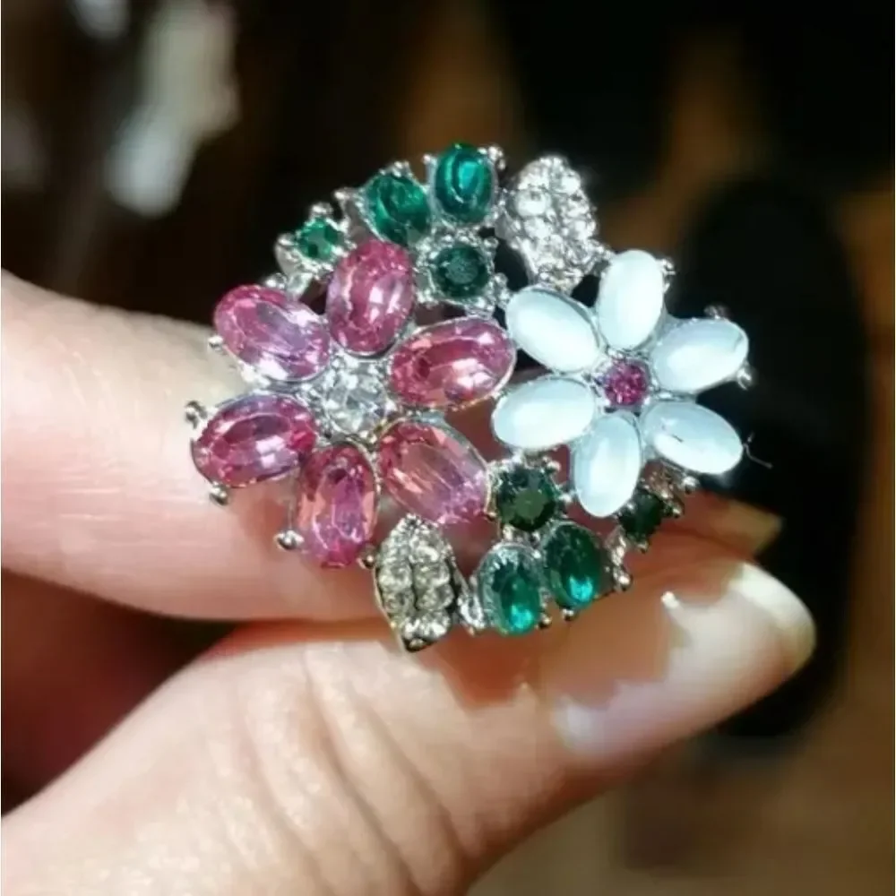 Ladies Bohemian Floral Ring sz 6
